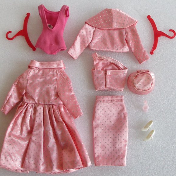 MINT VINTAGE BARBIE SPARKLING PINK EVENING WEAR SET - Picture 5 of 16